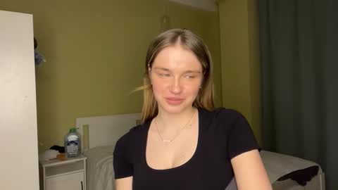 Bella online show from March 20, 2026, 4:12 pm