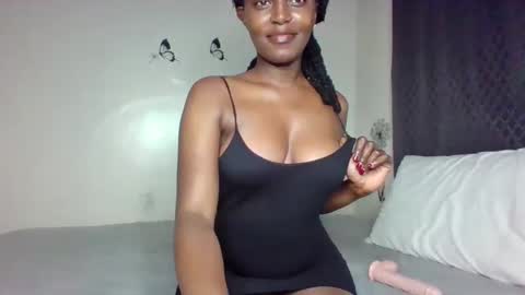 lav285407 online show from December 19, 2024, 3:51 am