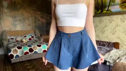 Elin online show from June 9, 2026, 11:22 am