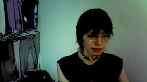 lavand3r online show from December 21, 2025, 5:20 pm