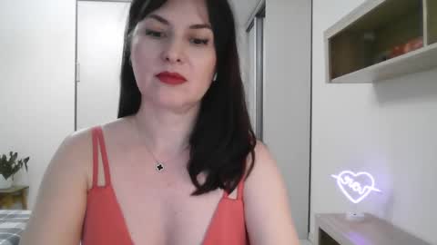 Snapshot of lavender_victoria chatting on February 11, 2025, 7:38 pm Diana online show from February 11, 2025, 7:38 pm