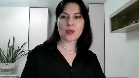 Snapshot of lavender_victoria chatting on September 9, 2025, 5:45 pm Diana online show from September 9, 2025, 5:45 pm