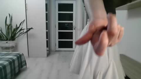 Snapshot of lavender_victoria chatting on September 16, 2025, 4:52 pm Diana online show from September 16, 2025, 4:52 pm