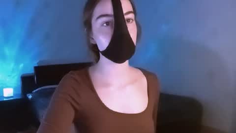 Lavinda online show from February 10, 2026, 6:01 pm