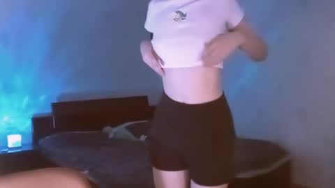 Lavinda online show from February 13, 2026, 7:15 am