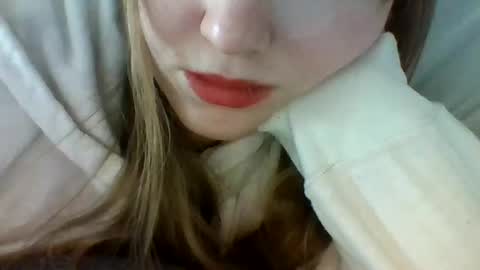 Snapshot of layannalea chatting on January 20, 2025, 5:48 pm layannalea online show from January 20, 2025, 5:48 pm