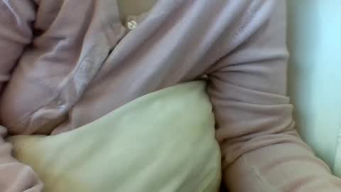 Snapshot of layannalea chatting on September 23, 2025, 10:24 pm layannalea online show from September 23, 2025, 10:24 pm