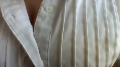 layannalea online show from June 11, 2026, 3:04 am