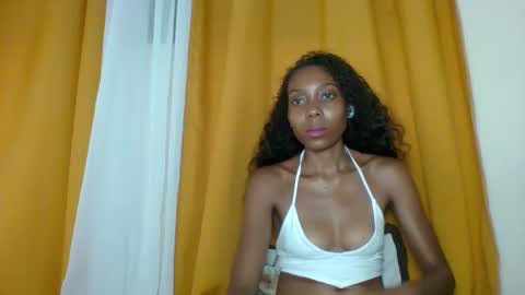 layannek online show from January 10, 2026, 8:10 pm