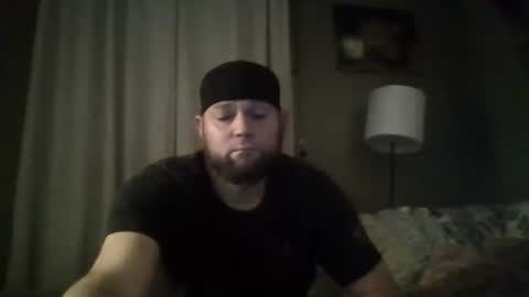 layinlow42 online show from January 2, 2025, 3:37 am