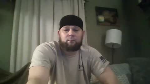 layinlow42 online show from January 20, 2025, 5:15 am