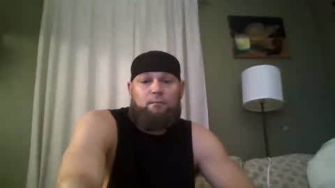 layinlow42 online show from October 21, 2025, 5:19 am