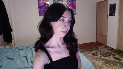 Layla Hex online show from October 3, 2025, 5:26 am