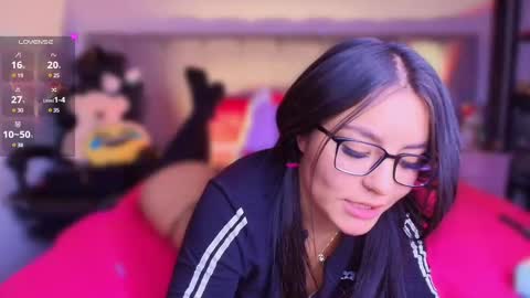 Snapshot of layla_nicols chatting on February 20, 2025, 3:52 pm Layla online show from February 20, 2025, 3:52 pm