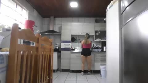 kelly online show from September 20, 2025, 8:21 pm