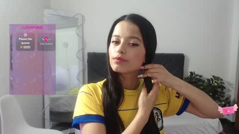 laylafoxy_tay online show from January 21, 2025, 2:54 am