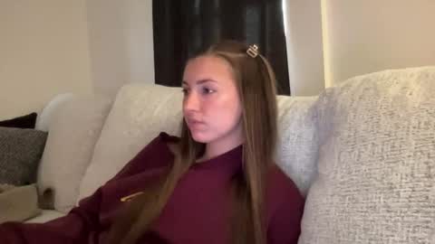 laylahlaylah1 online show from October 25, 2025, 5:51 pm