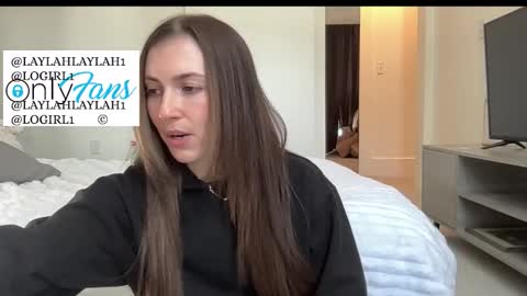 laylahlaylah1 online show from February 5, 2026, 3:38 pm