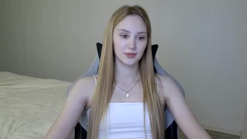 Snapshot of laylapretty001 chatting on February 3, 2025, 5:29 am LaylaPretty001 online show from February 3, 2025, 5:29 am