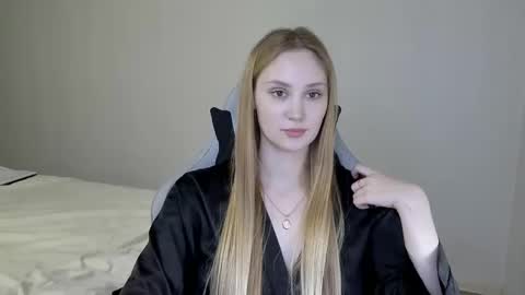 Snapshot of laylapretty001 chatting on February 3, 2025, 12:36 pm LaylaPretty001 online show from February 3, 2025, 12:36 pm