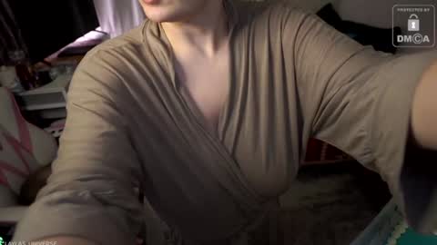 Layla Universe online show from January 31, 2025, 3:41 am