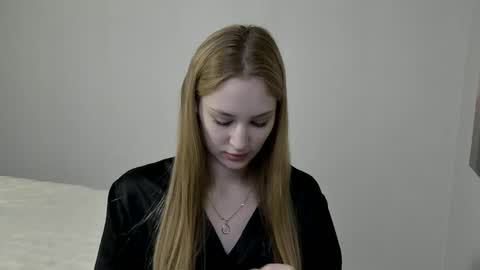 Laylla001 online show from December 2, 2024, 5:59 am