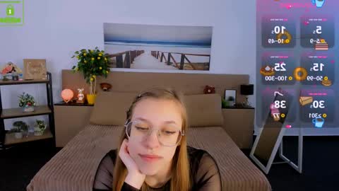 layriantavee online show from February 18, 2025, 10:05 am