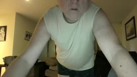 lazypete1231 online show from April 7, 2026, 7:42 am