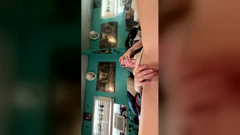 lcjw214 online show from January 8, 2026, 9:06 pm