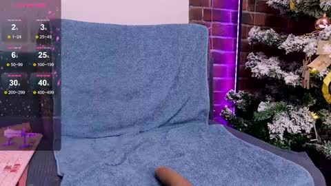 Snapshot of lea_loon chatting on December 29, 2024, 1:56 am lea_loon online show from December 29, 2024, 1:56 am