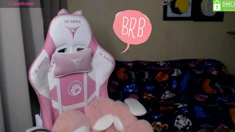 Snapshot of leah__gotty chatting on December 10, 2024, 2:28 pm Leah  Gotty online show from December 10, 2024, 2:28 pm