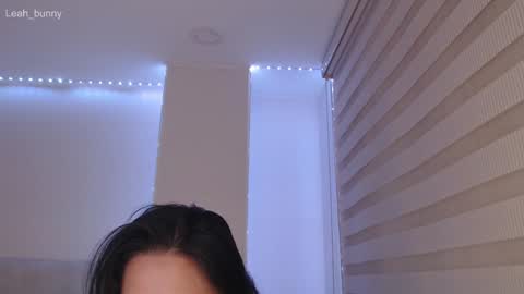 Leah online show from January 17, 2025, 10:22 am