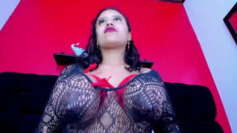 Leah online show from December 19, 2024, 6:01 am