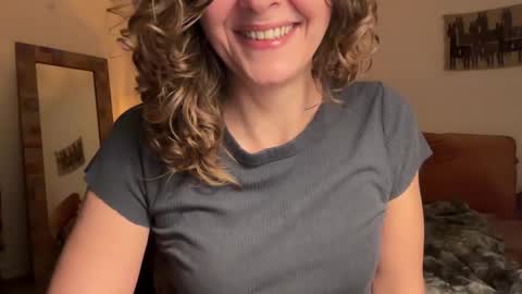 Leah Sparkles online show from October 23, 2025, 2:33 am