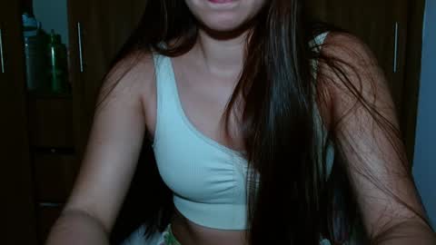 Snapshot of leanaalhub chatting on February 2, 2025, 4:15 am leanaalhub online show from February 2, 2025, 4:15 am