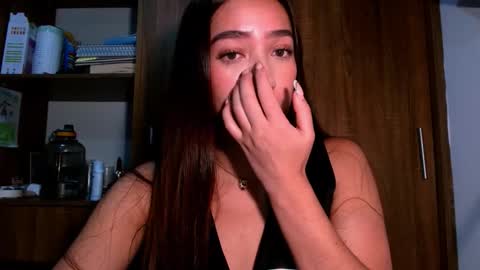 leanaalhub online show from December 3, 2025, 3:03 am