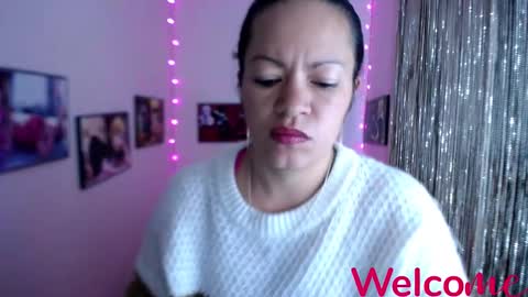 Leandra online show from February 18, 2025, 3:10 pm