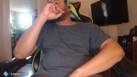 Snapshot of learoy chatting on February 2, 2026, 11:25 pm Learoy online show from February 2, 2026, 11:25 pm