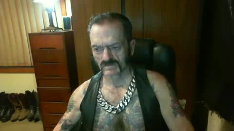 leathergreaser online show from December 22, 2024, 9:22 am