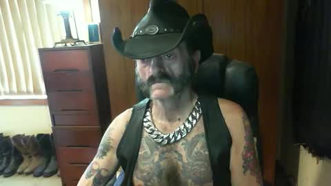 leathergreaser online show from October 6, 2025, 12:08 am