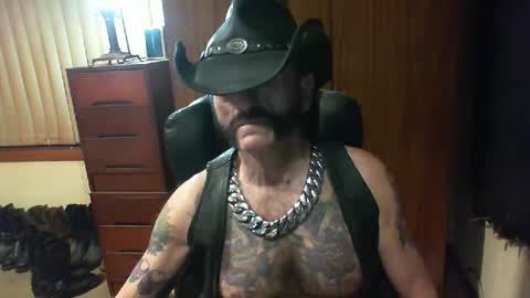 leathergreaser online show from October 10, 2025, 3:44 pm