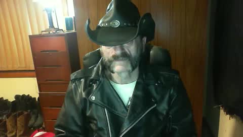 leathergreaser online show from June 9, 2026, 6:41 pm
