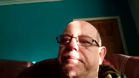 leatherpants68 online show from January 12, 2026, 12:54 pm