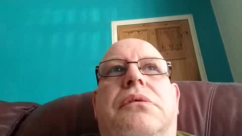 Snapshot of leatherpants68 chatting on April 29, 2026, 3:38 pm leatherpants68 online show from April 29, 2026, 3:38 pm
