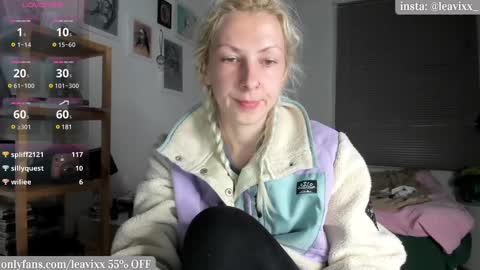 LeaVixx online show from March 11, 2025, 8:31 pm