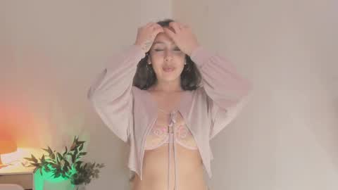 Dani  online show from November 12, 2025, 4:24 am