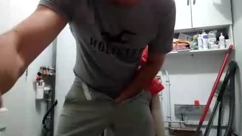 lebrun1985 online show from September 12, 2025, 5:46 pm