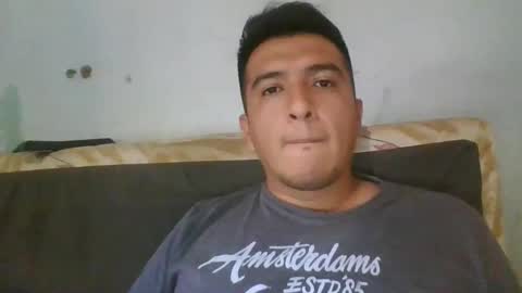 Snapshot of leche_dura122 chatting on January 18, 2025, 9:34 pm leche_dura122 online show from January 18, 2025, 9:34 pm