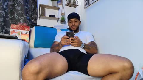 Snapshot of leenar_key chatting on September 19, 2025, 12:02 am leenar_key online show from September 19, 2025, 12:02 am