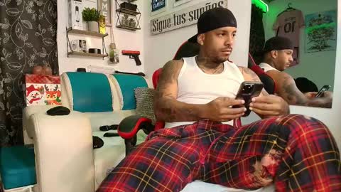 leenar_key online show from December 4, 2025, 11:19 am